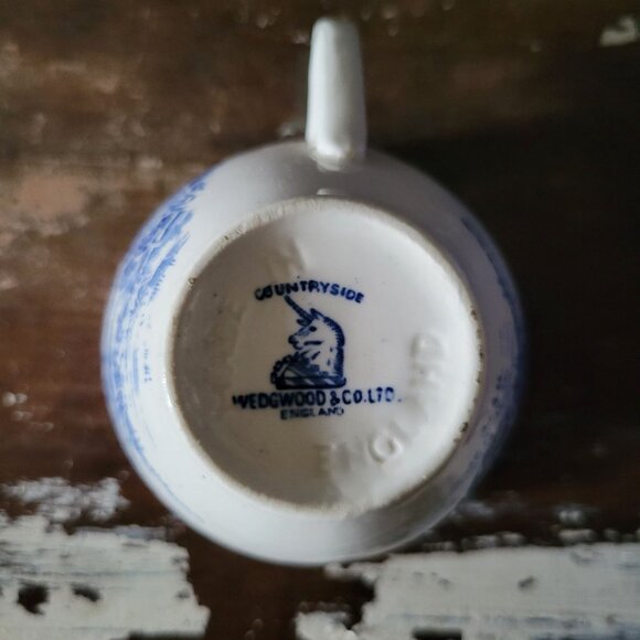 Set of 3 Vintage Enoch Wedgewood Tunstall Countryside Teacups, Blue and White - Picture 7 of 8